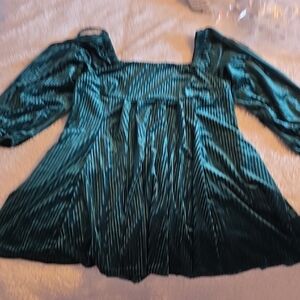 Elegant Green Velvet Women's Top